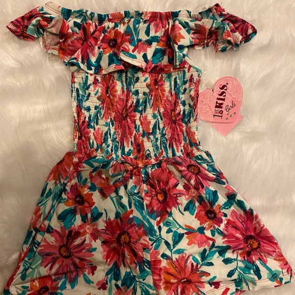 Girl floral romper size 14/16 fit on size 10/12 - Picture 1 of 5